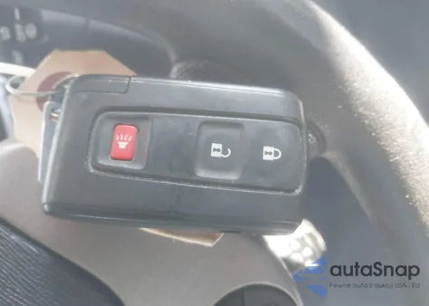 2007 Toyota Prius z USA, uszkodzony, nr VIN JTDKB20U877575028